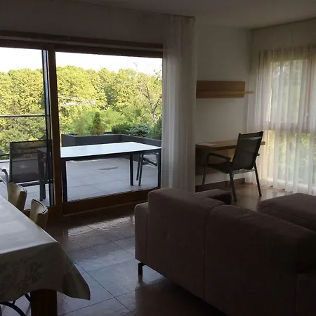 Leman Apartman *
