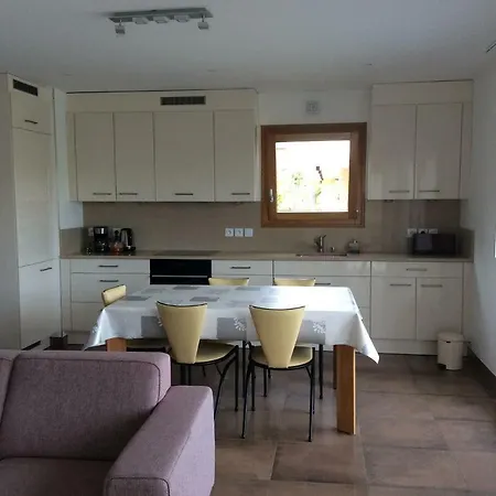 Leman Apartman